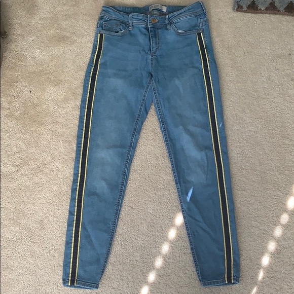 Zara Jeans - Picture 2 of 4